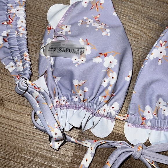 Zaful Triangle Frill Cheeky Bikini Set - Purple w/ White Flowers, Small - Picture 3 of 4